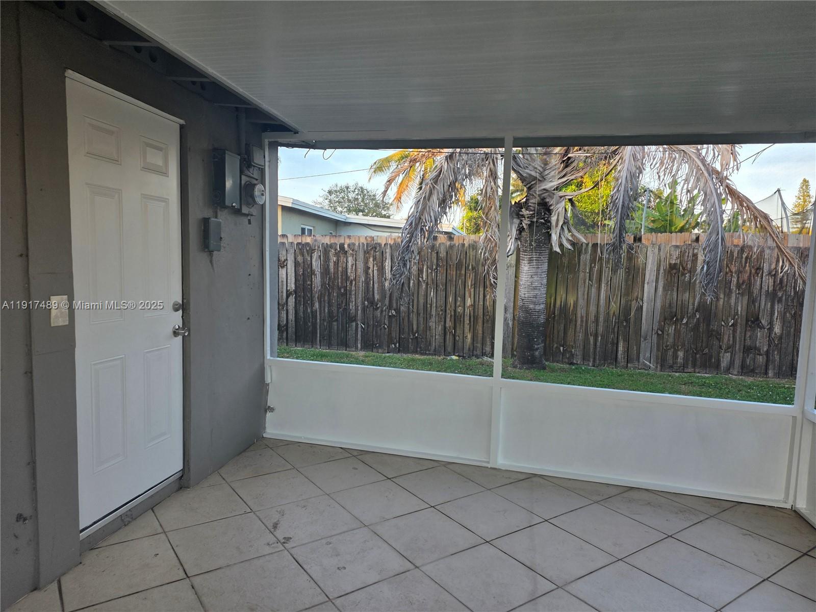 TWIN LAKES HOMES SEC 4 - Residential Lease