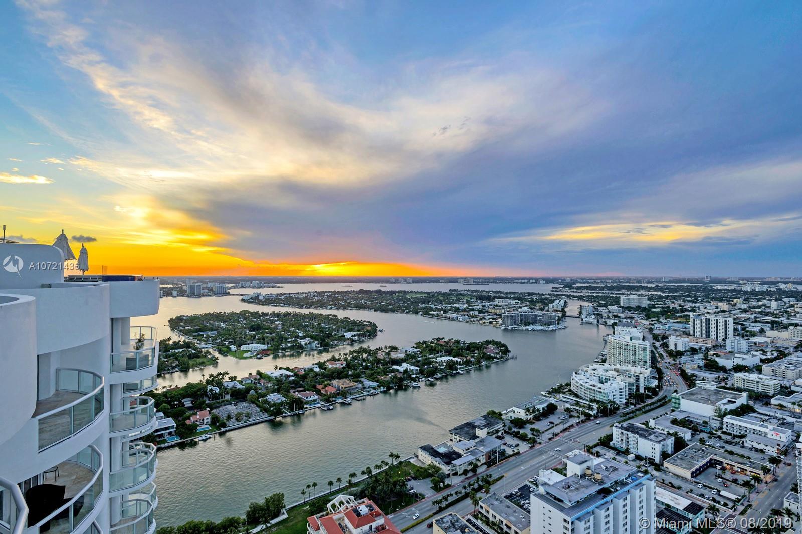 AKOYA CONDO - Residential