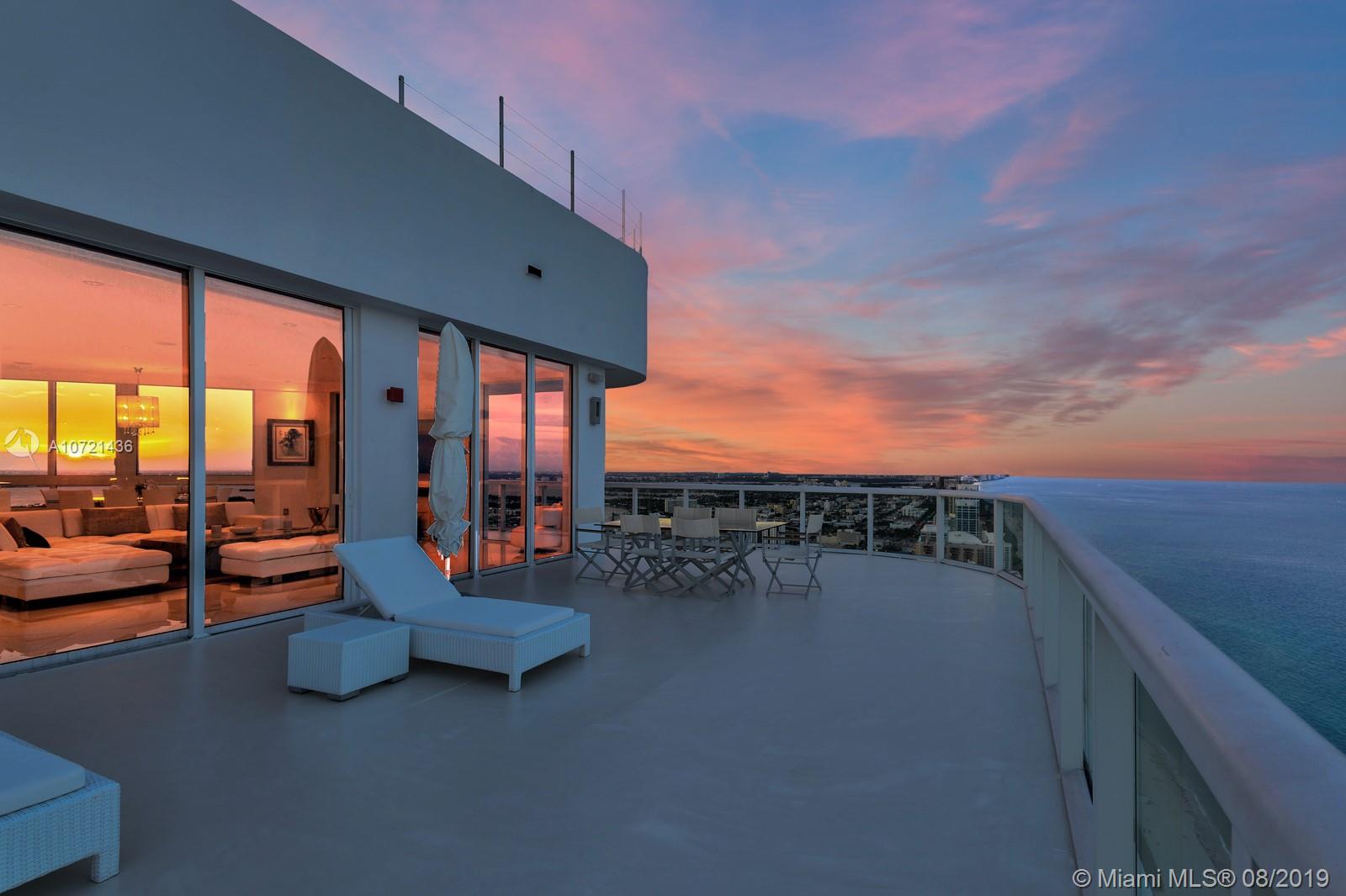 AKOYA CONDO - Residential