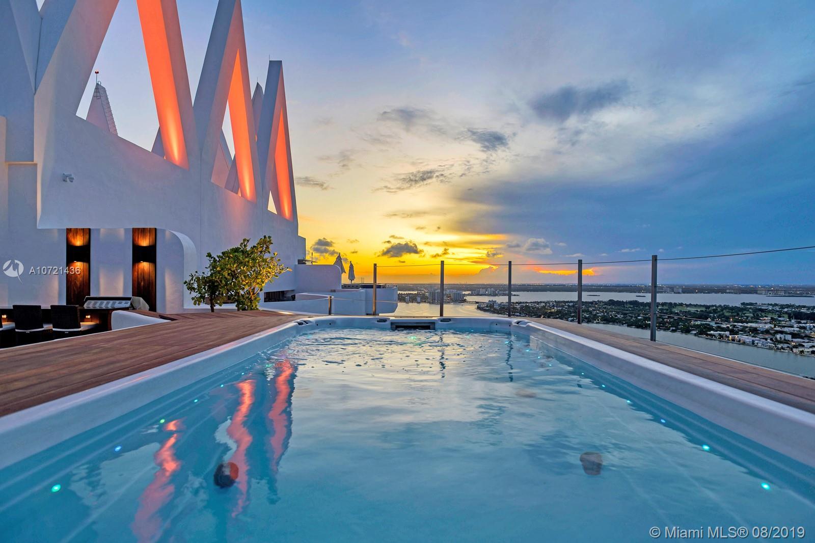 AKOYA CONDO - Residential