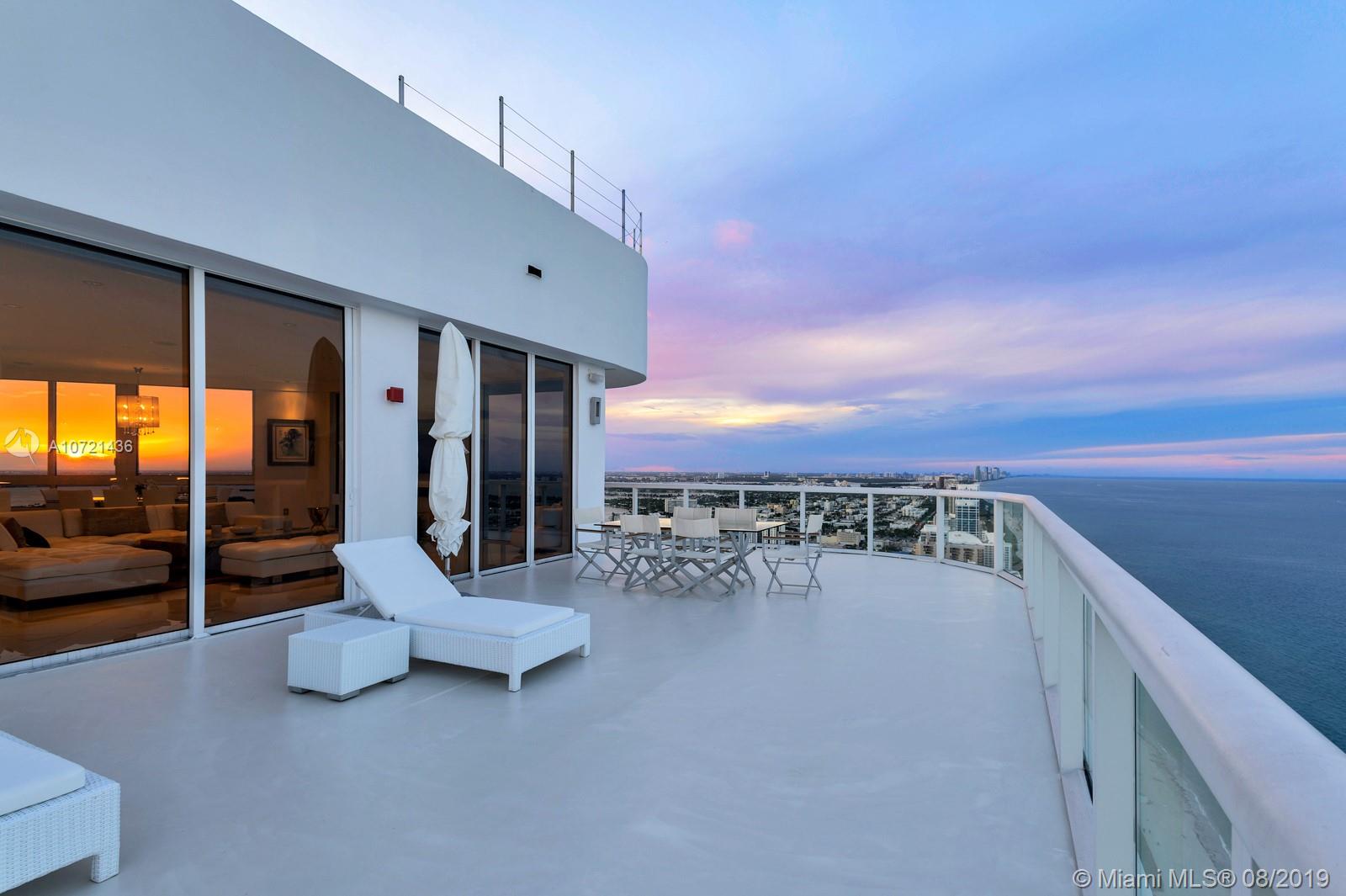 AKOYA CONDO - Residential