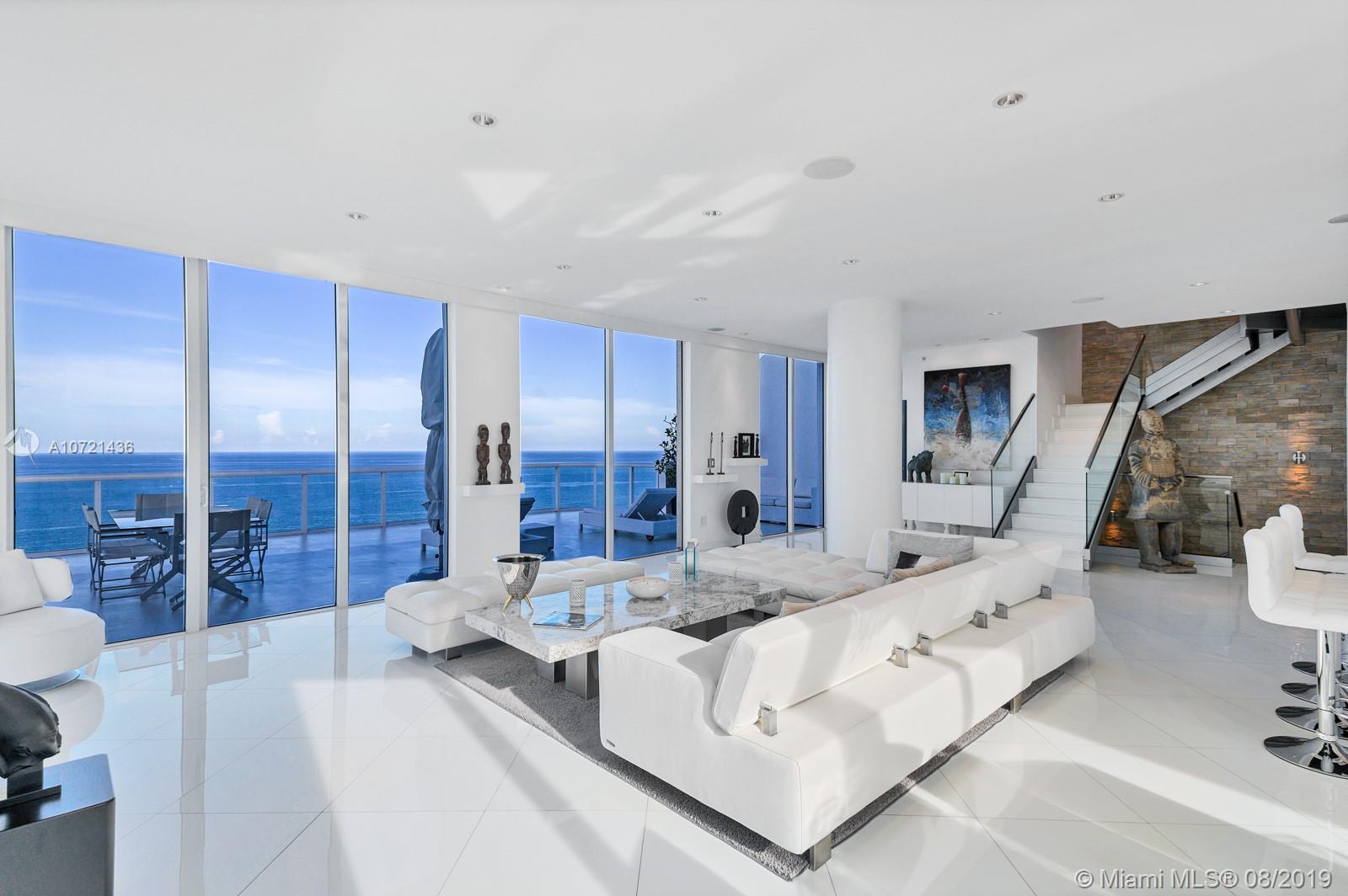 AKOYA CONDO - Residential