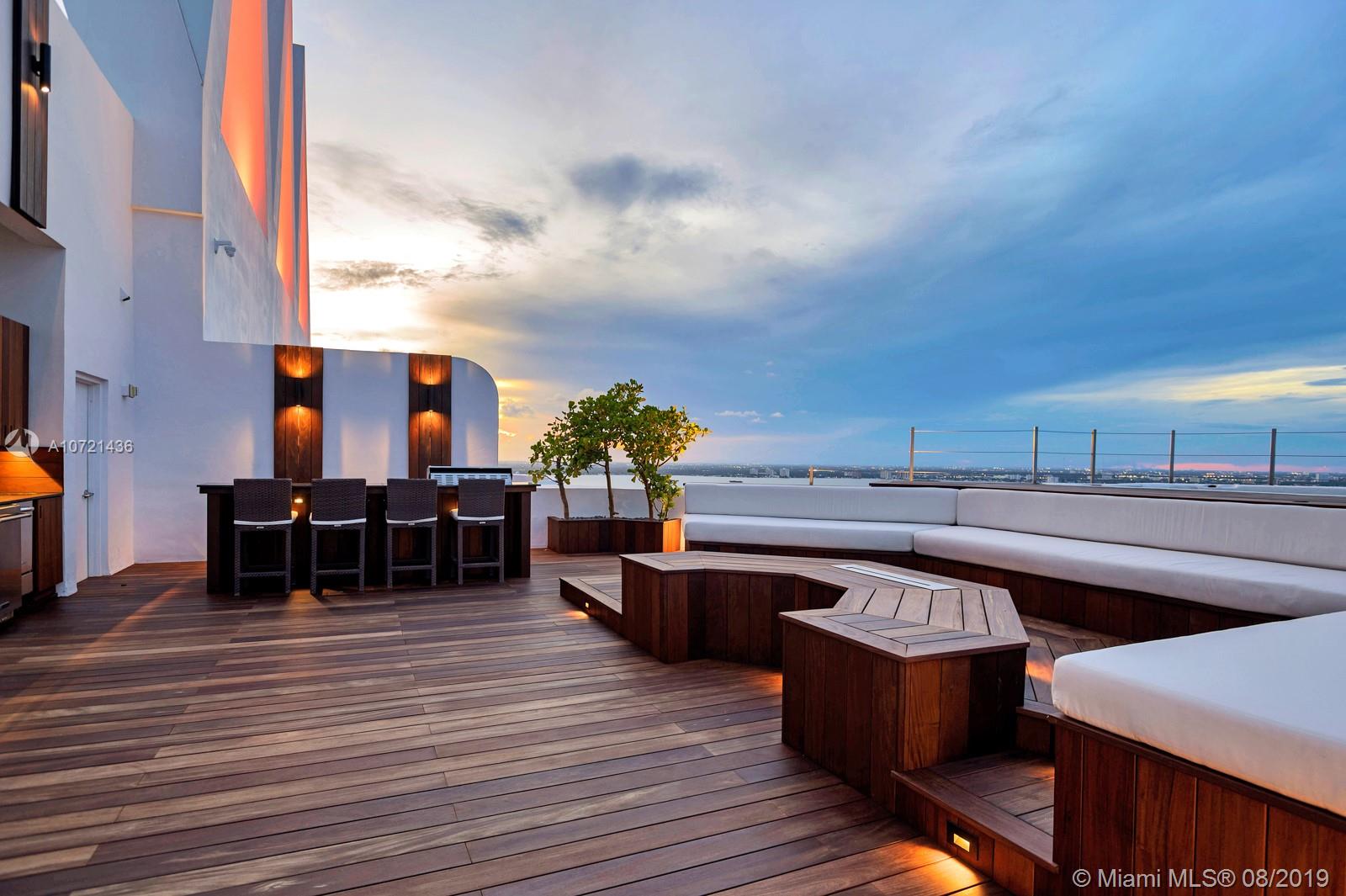 AKOYA CONDO - Residential