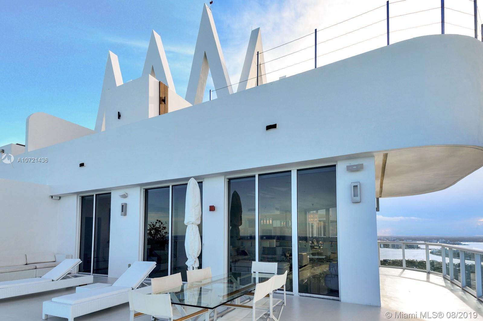 AKOYA CONDO - Residential