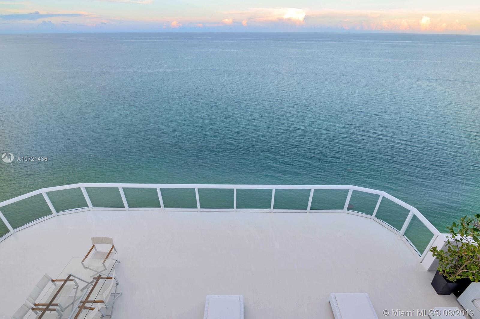 AKOYA CONDO - Residential