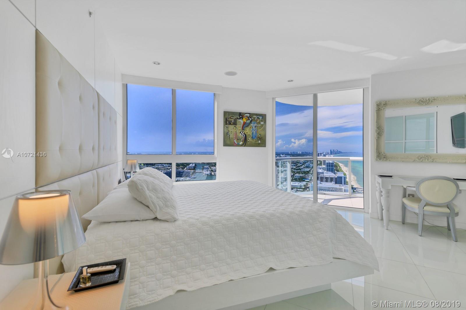 AKOYA CONDO - Residential