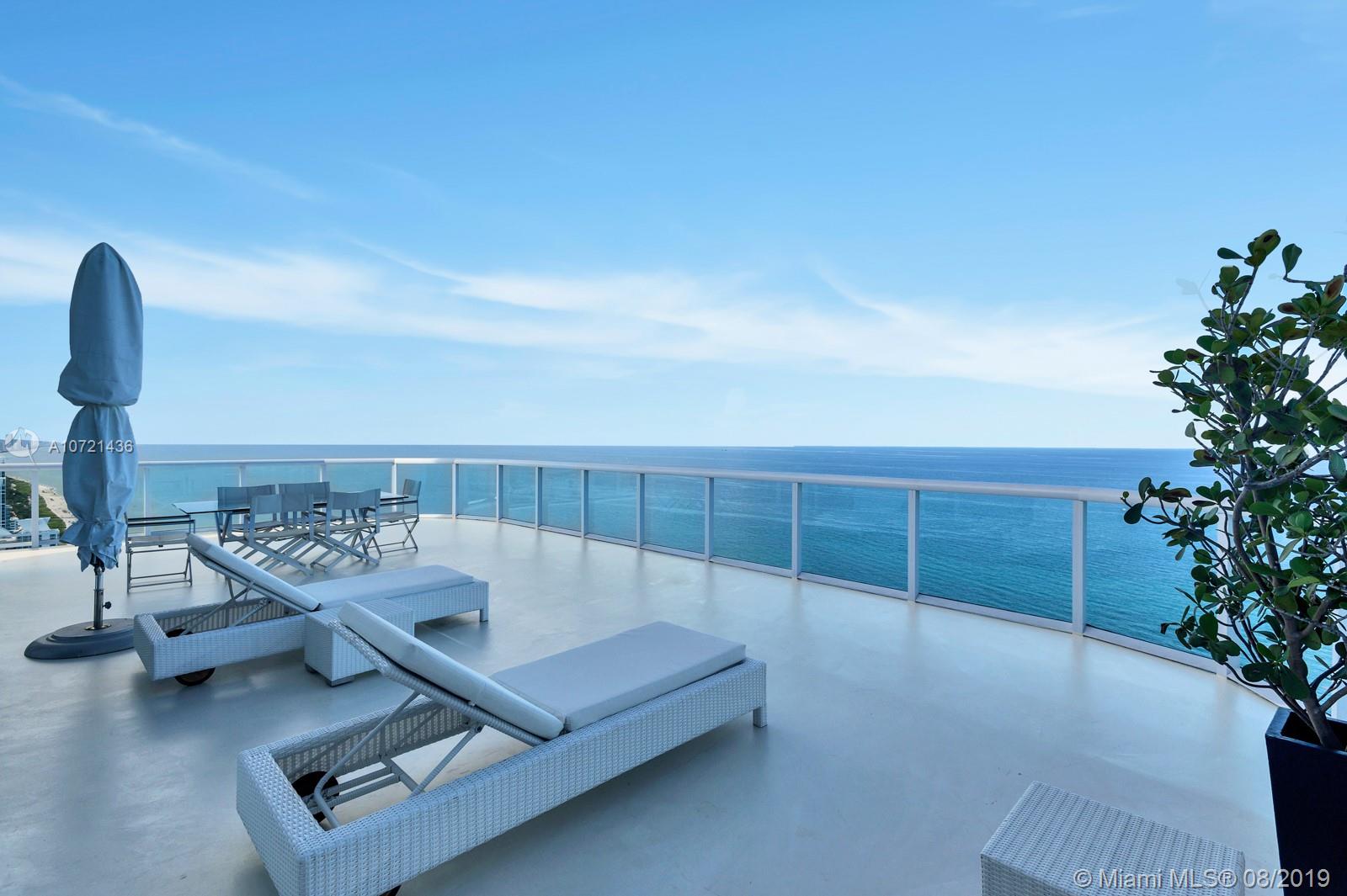 AKOYA CONDO - Residential