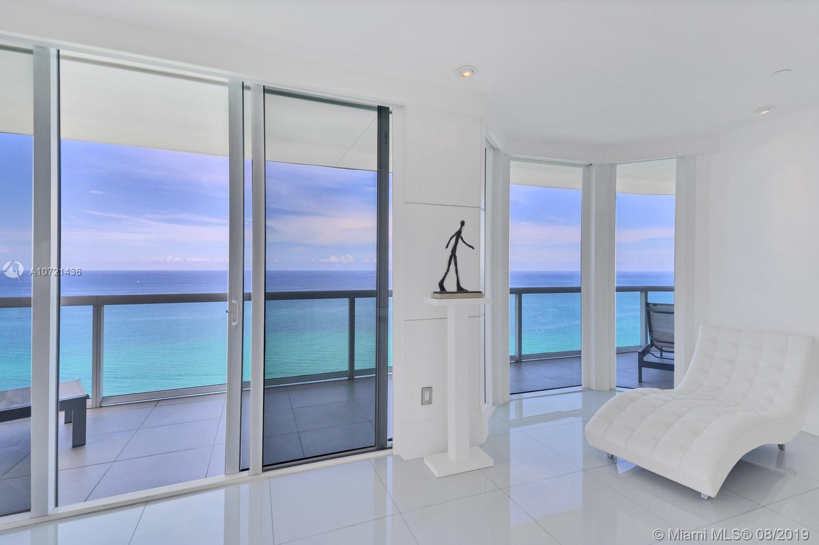 AKOYA CONDO - Residential