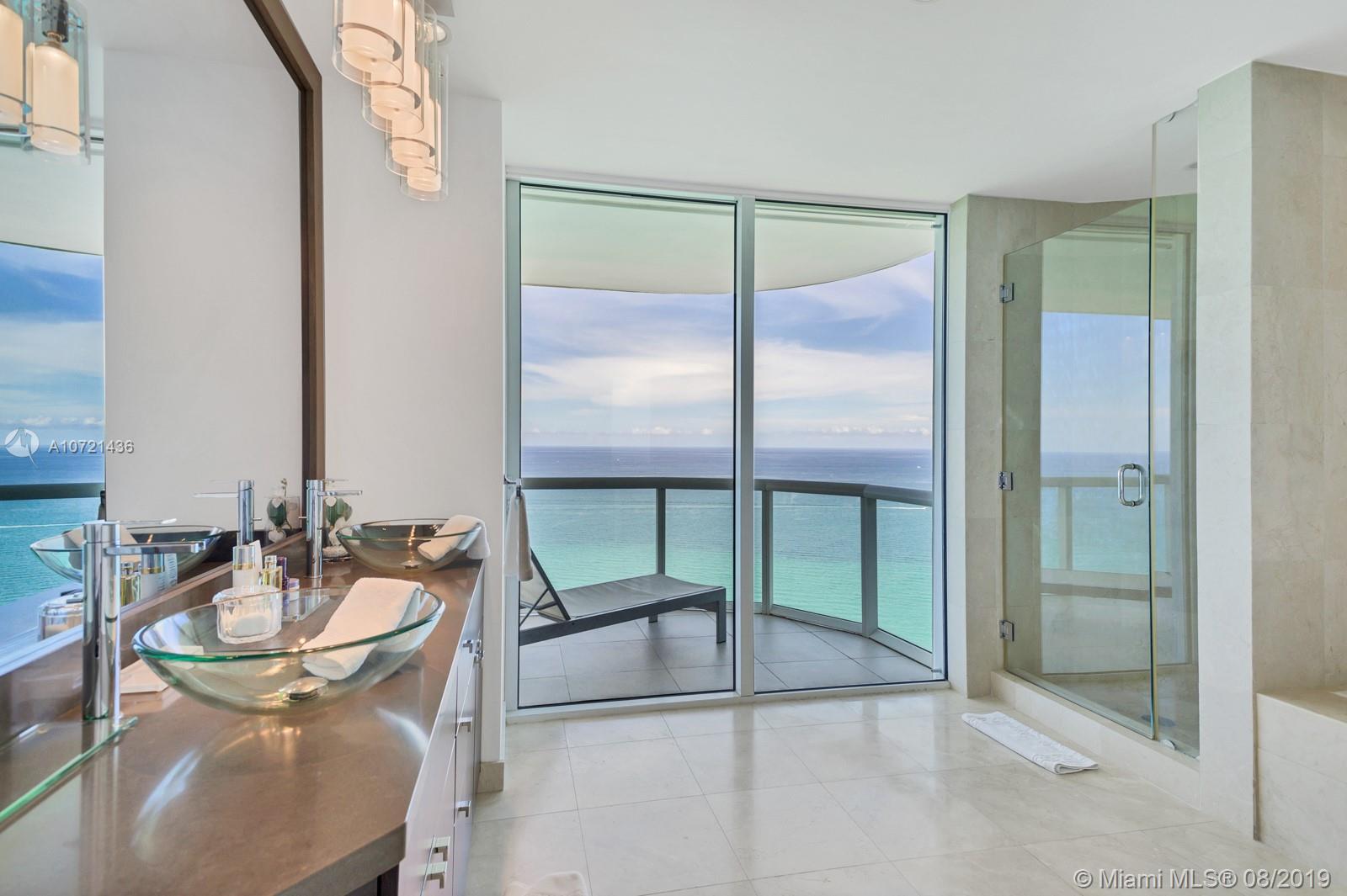 AKOYA CONDO - Residential