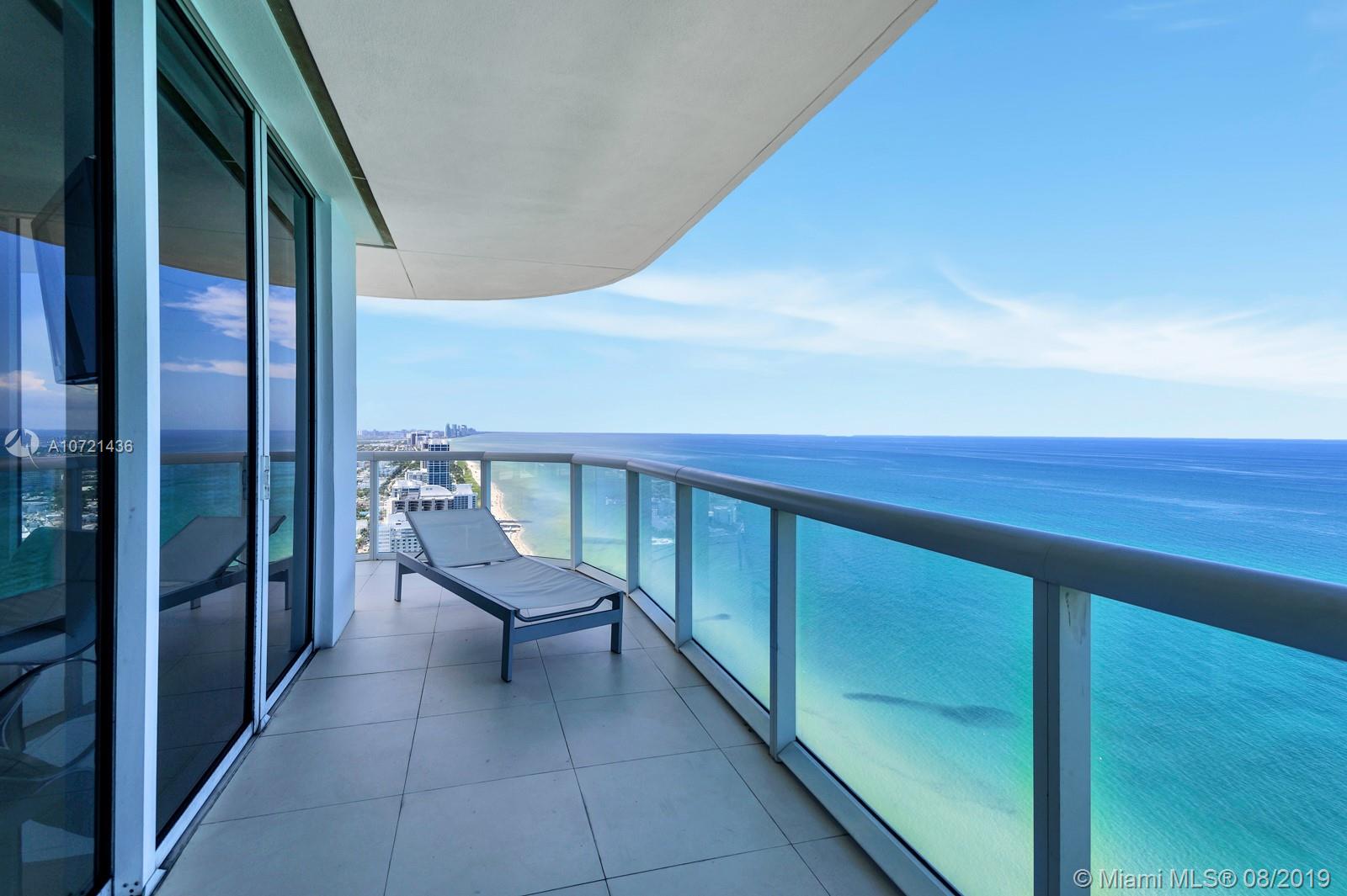 AKOYA CONDO - Residential