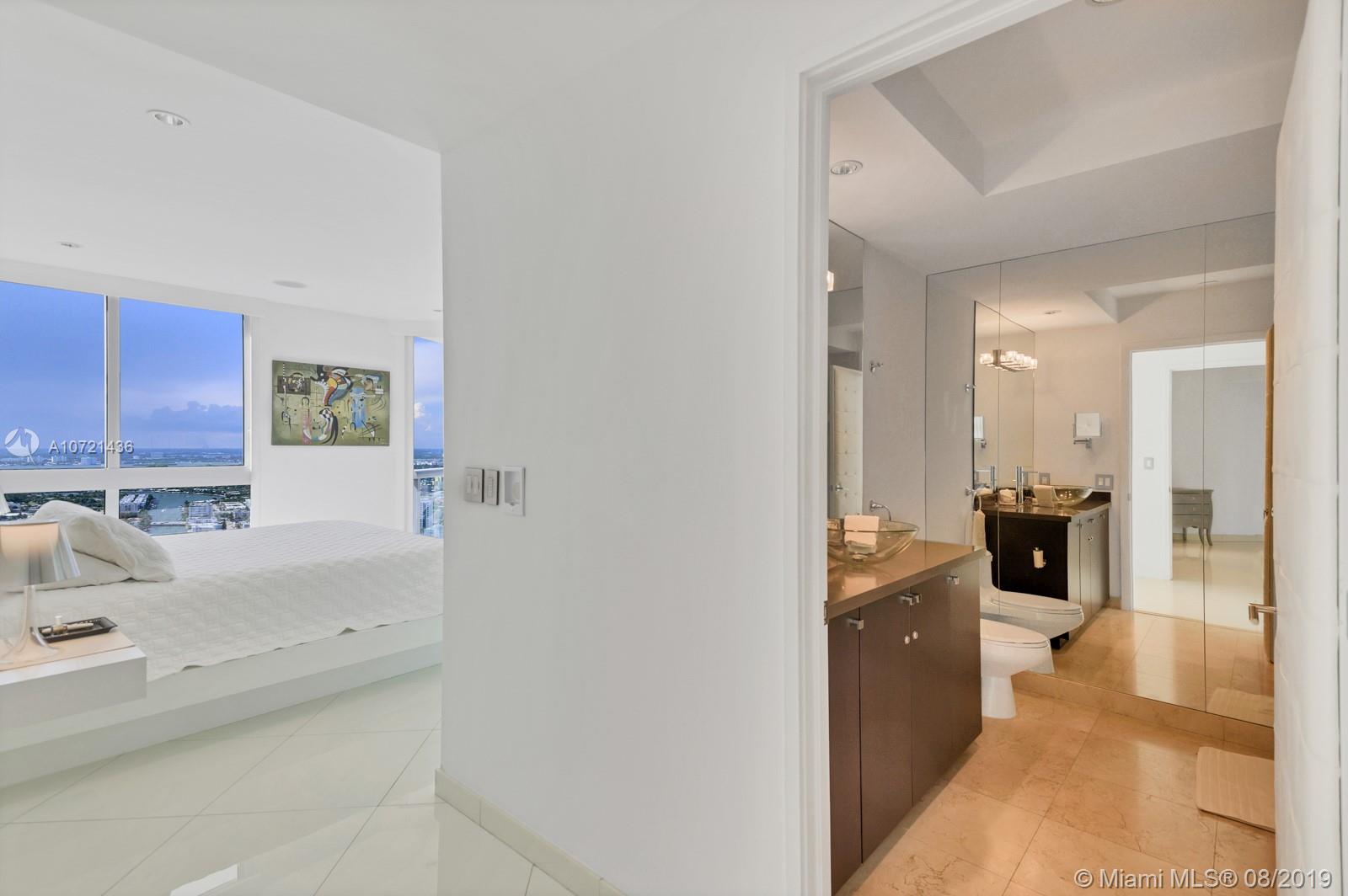 AKOYA CONDO - Residential