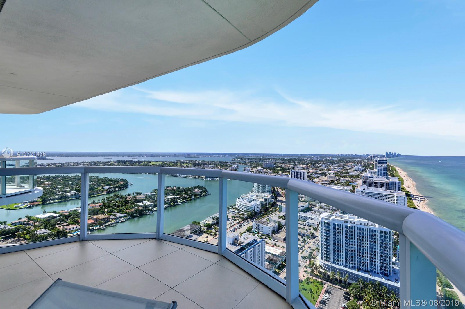 AKOYA CONDO - Residential