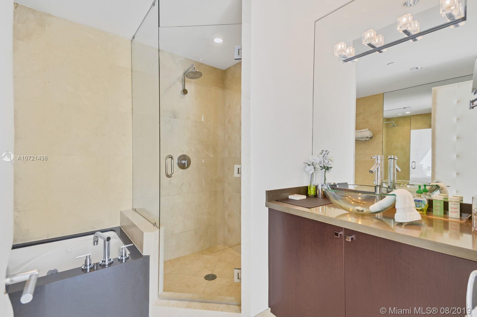 AKOYA CONDO - Residential