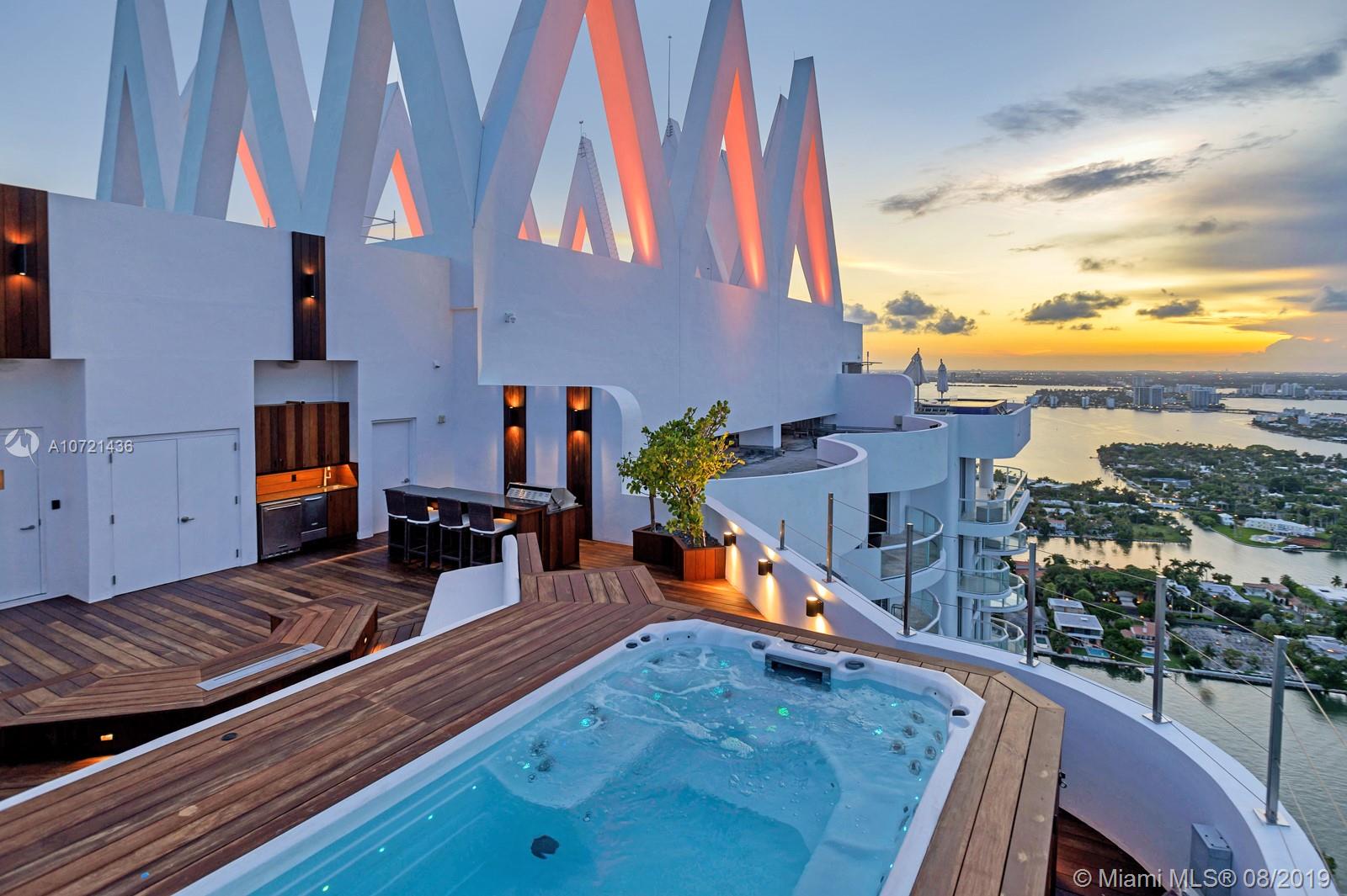 AKOYA CONDO - Residential