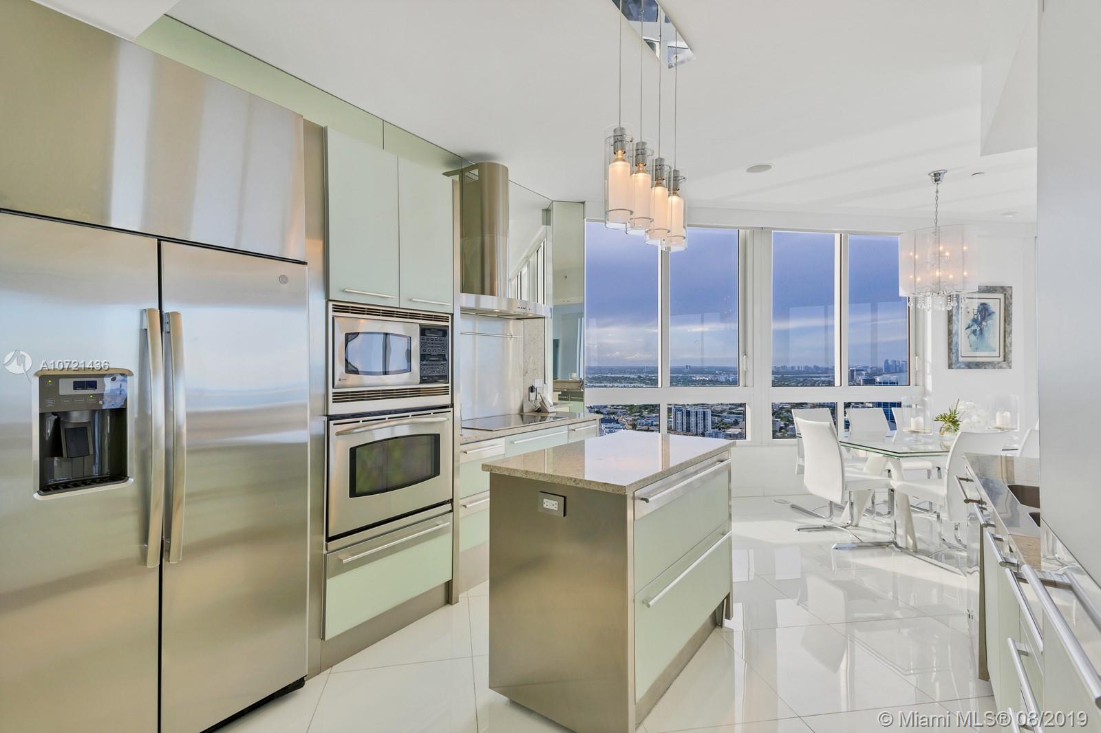 AKOYA CONDO - Residential