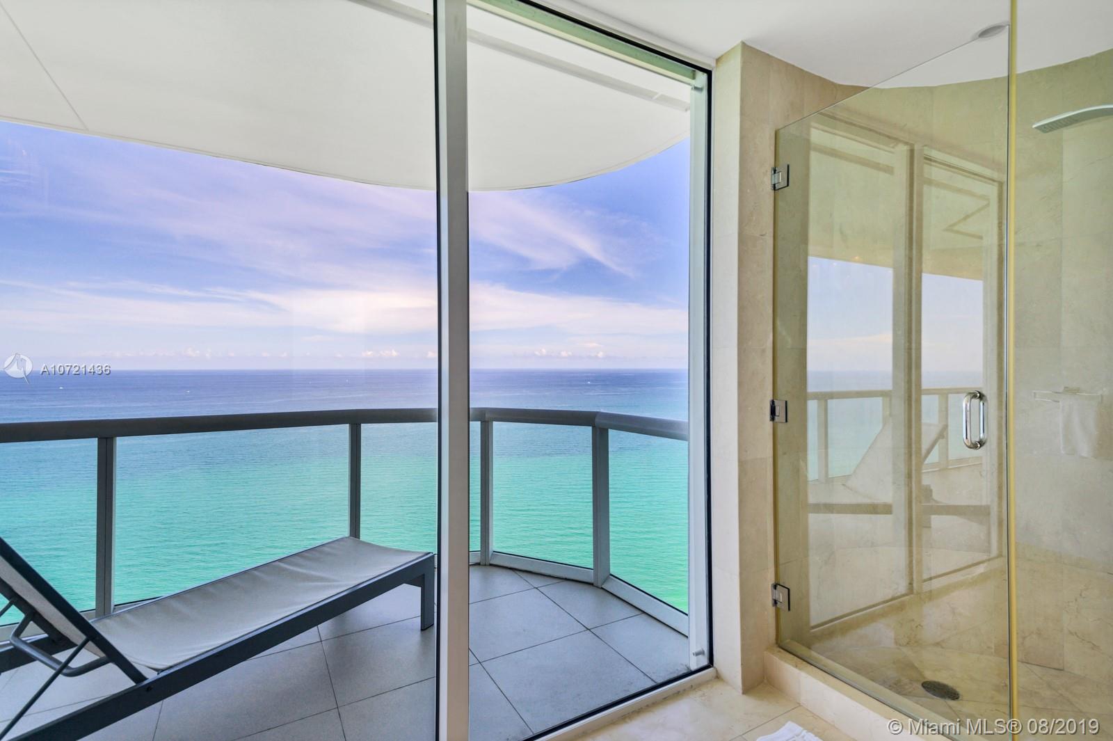 AKOYA CONDO - Residential