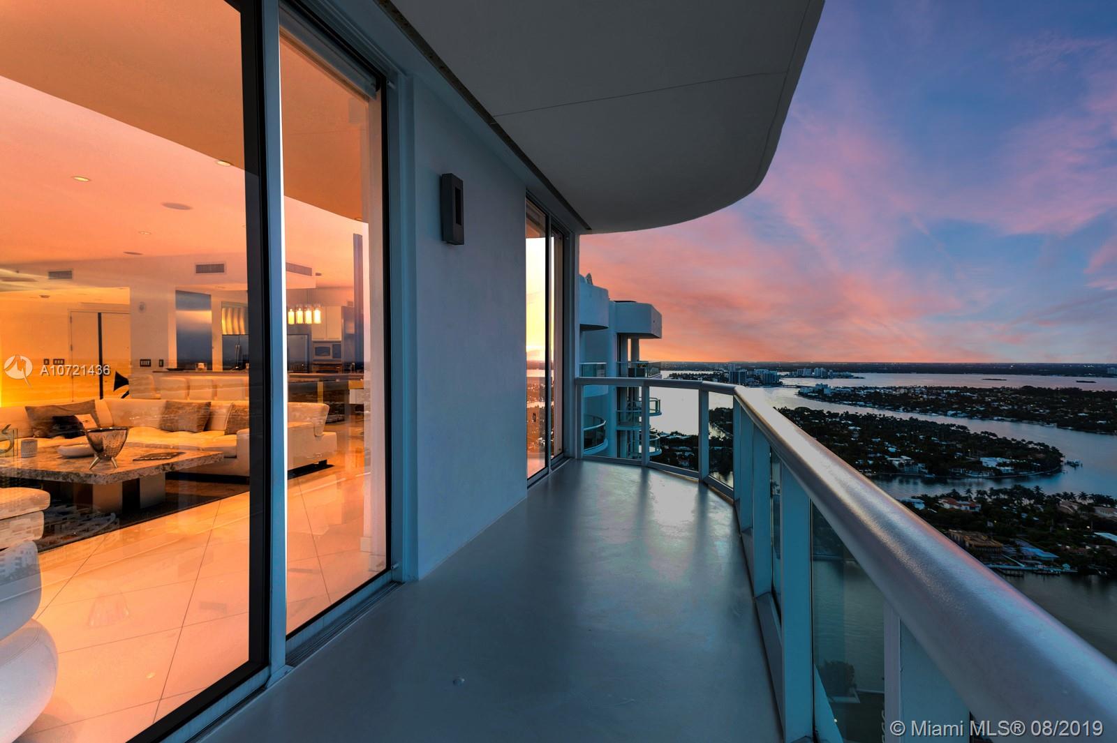 AKOYA CONDO - Residential