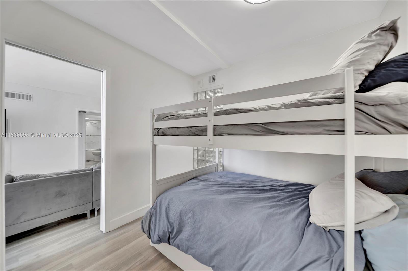 Carriage Club North - Residential