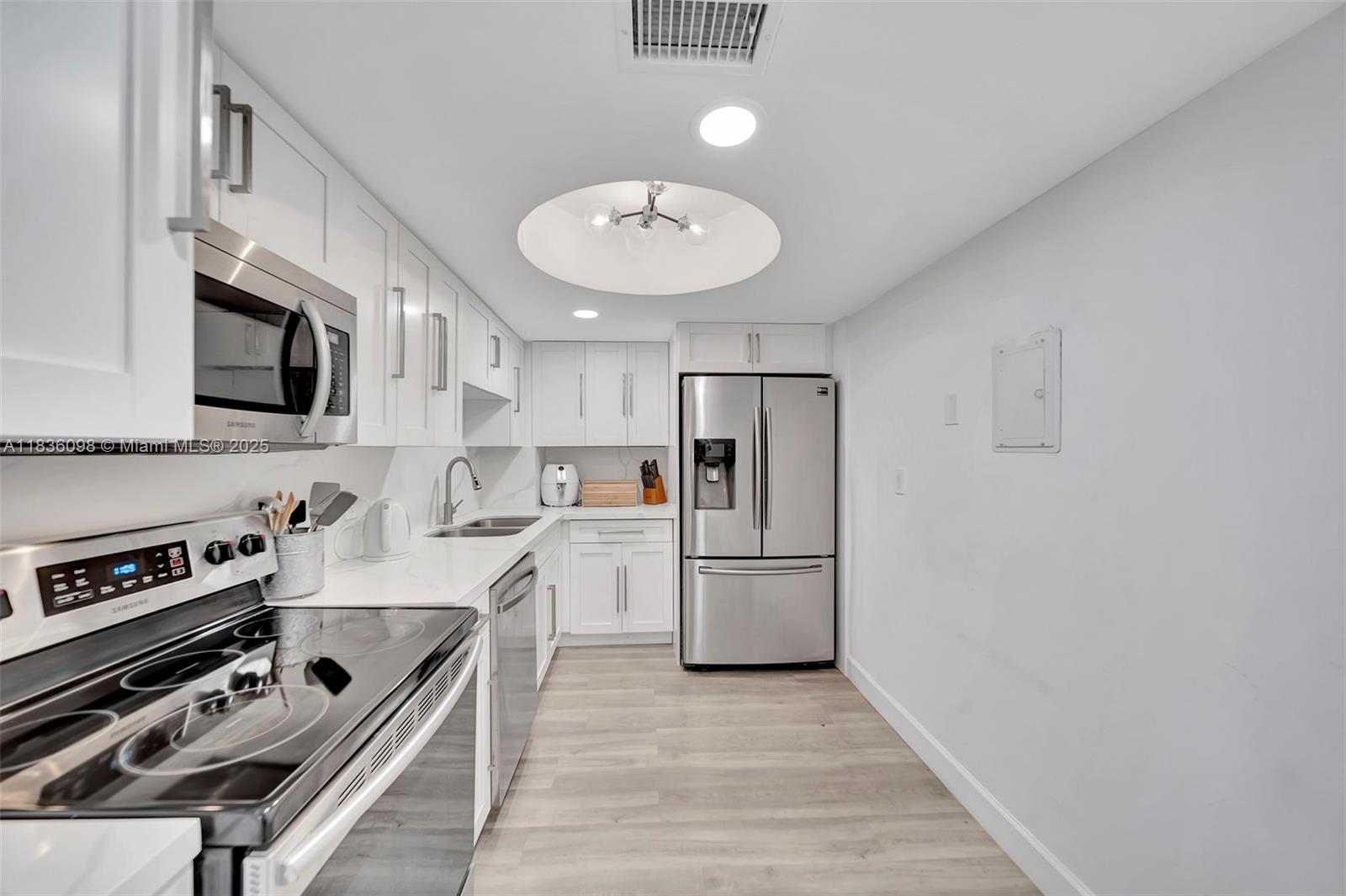 Carriage Club North - Residential