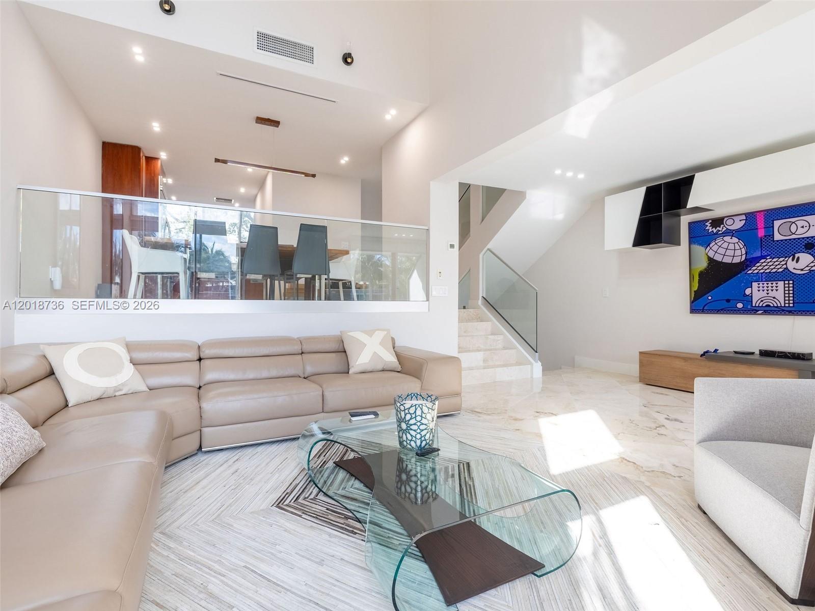 PORTSIDE YACHT CLUB CONDO - Residential