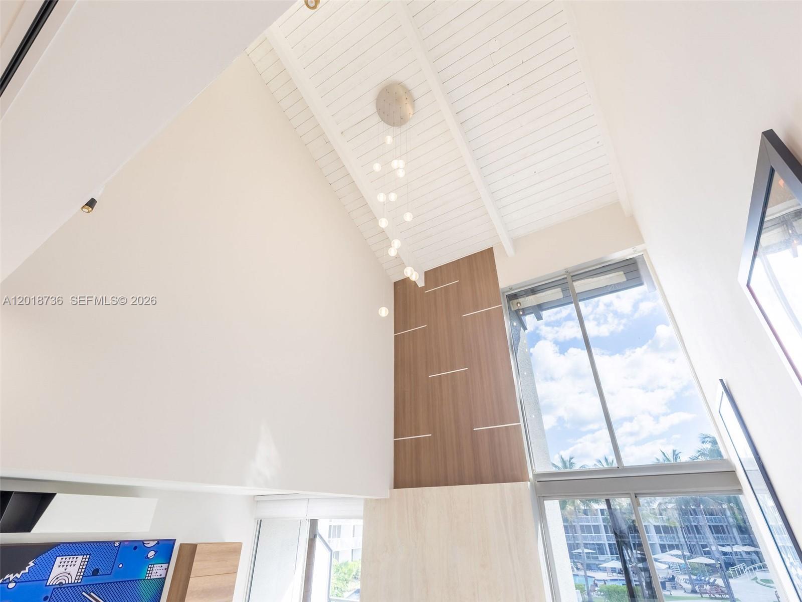 PORTSIDE YACHT CLUB CONDO - Residential