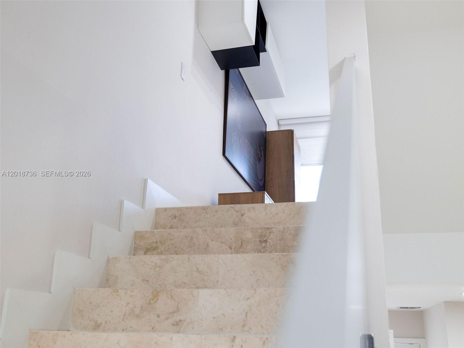 PORTSIDE YACHT CLUB CONDO - Residential