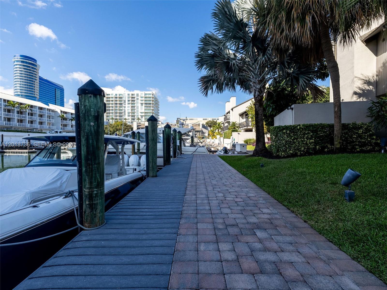 PORTSIDE YACHT CLUB CONDO - Residential