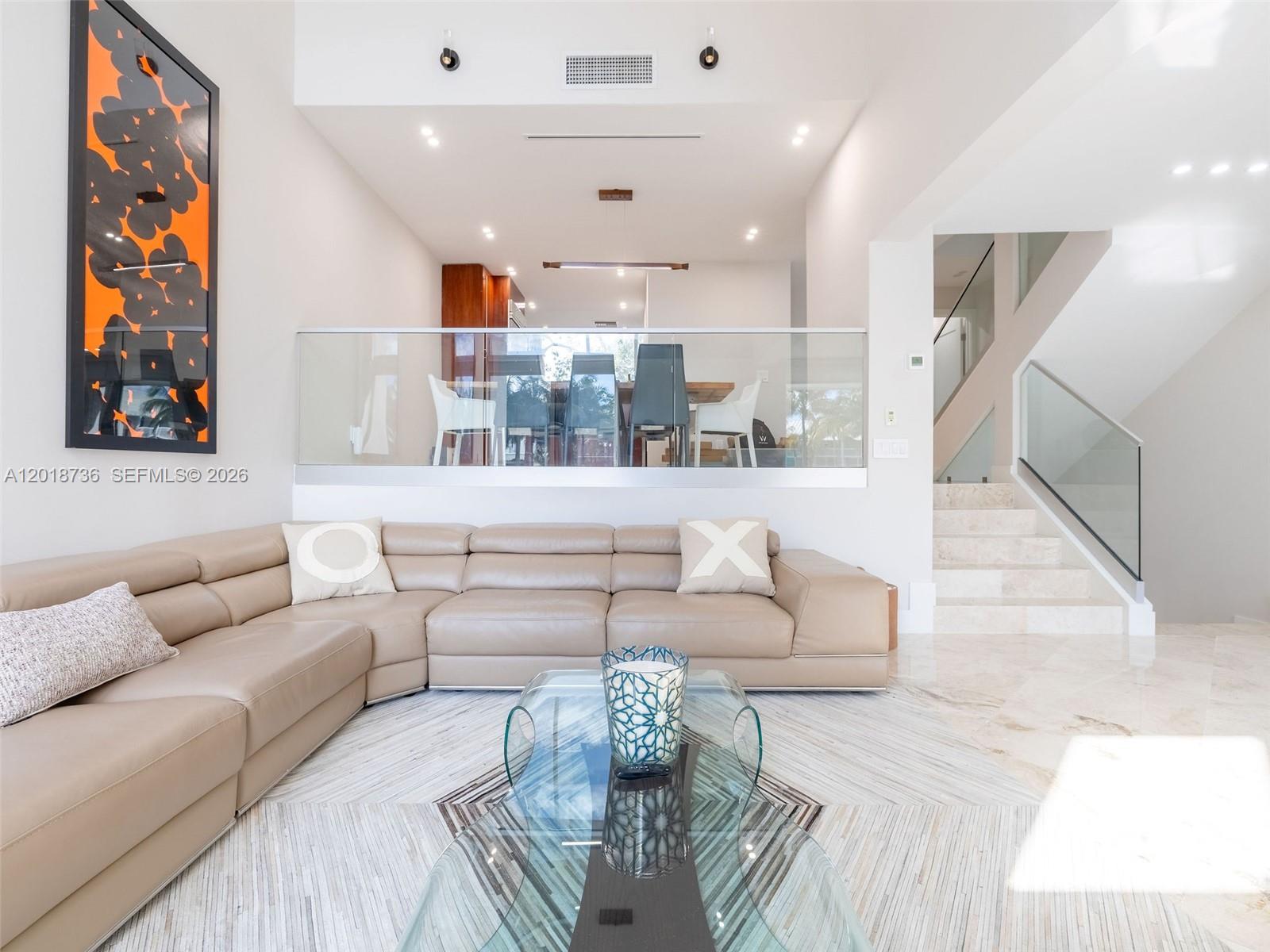 PORTSIDE YACHT CLUB CONDO - Residential