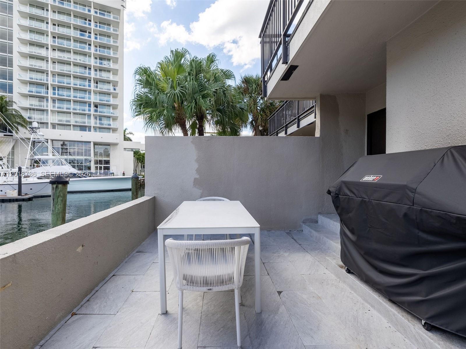 PORTSIDE YACHT CLUB CONDO - Residential