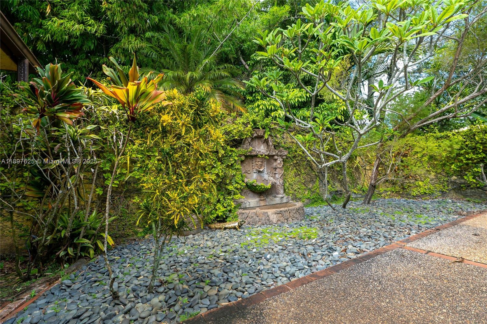 FLA FRUIT LANDS CO - Residential