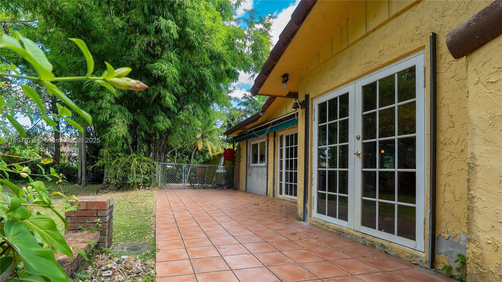 FLA FRUIT LANDS CO - Residential