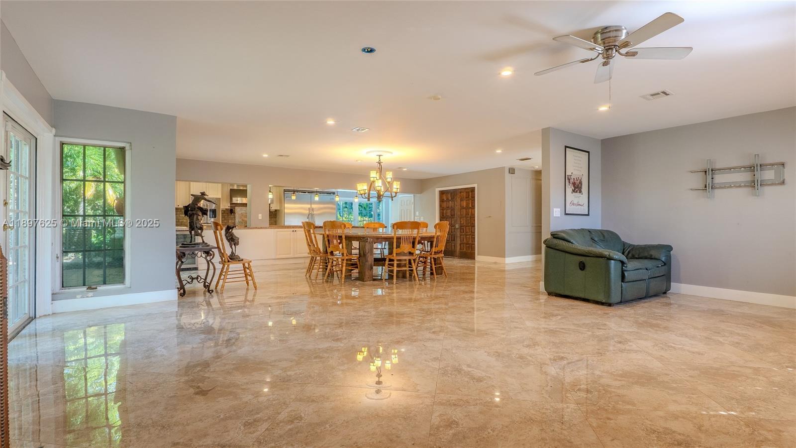FLA FRUIT LANDS CO - Residential