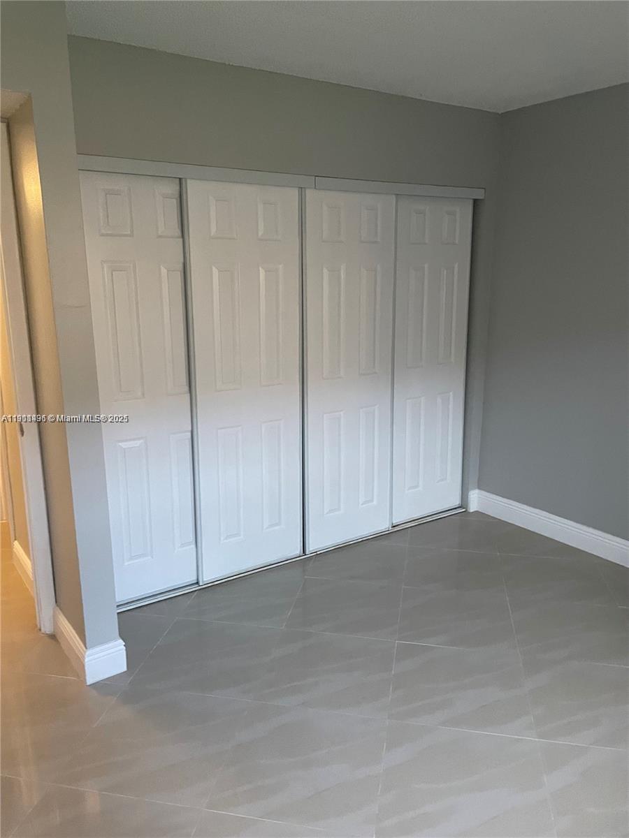 ARBOR KEYS CONDO - Residential