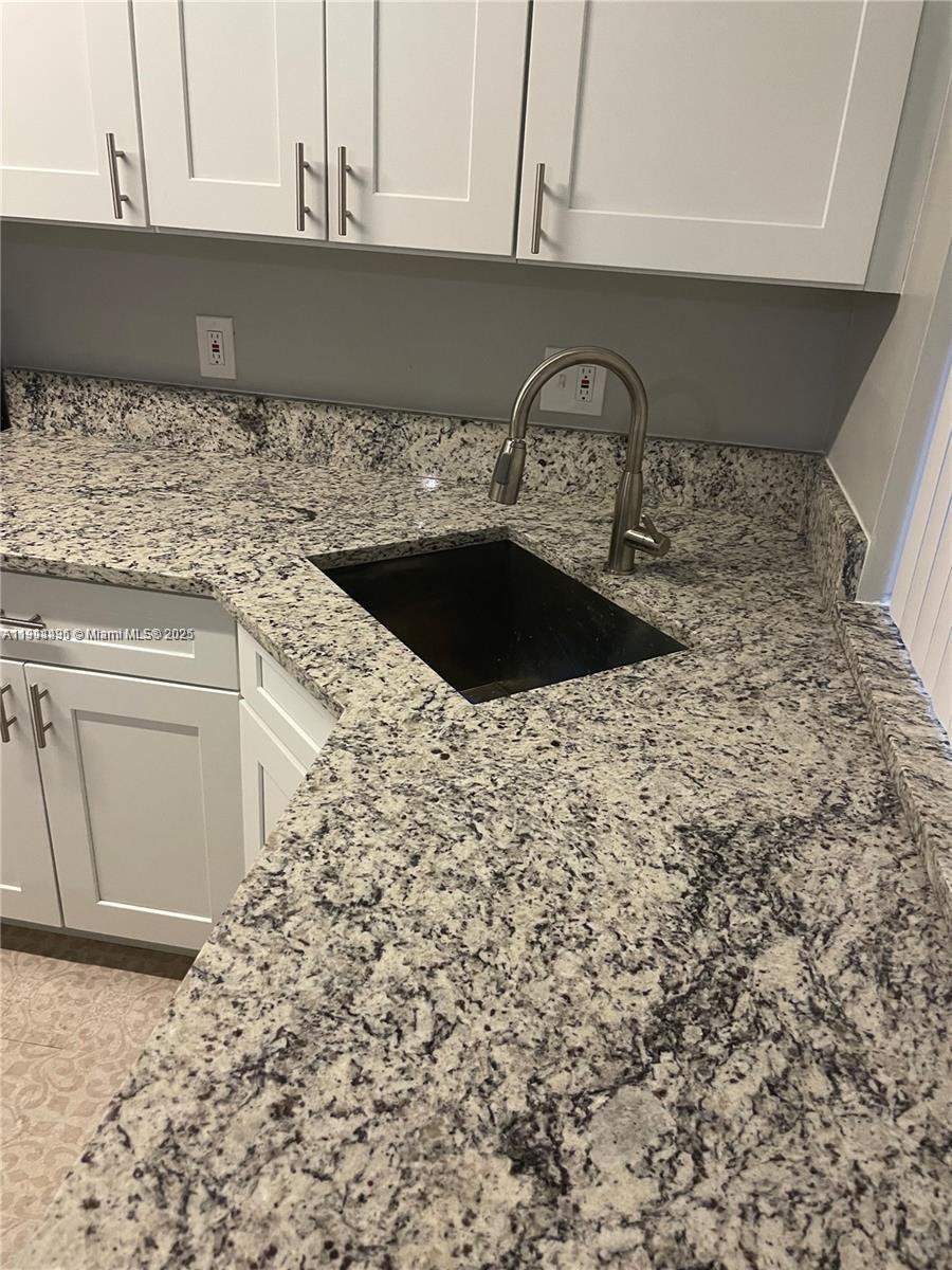 ARBOR KEYS CONDO - Residential