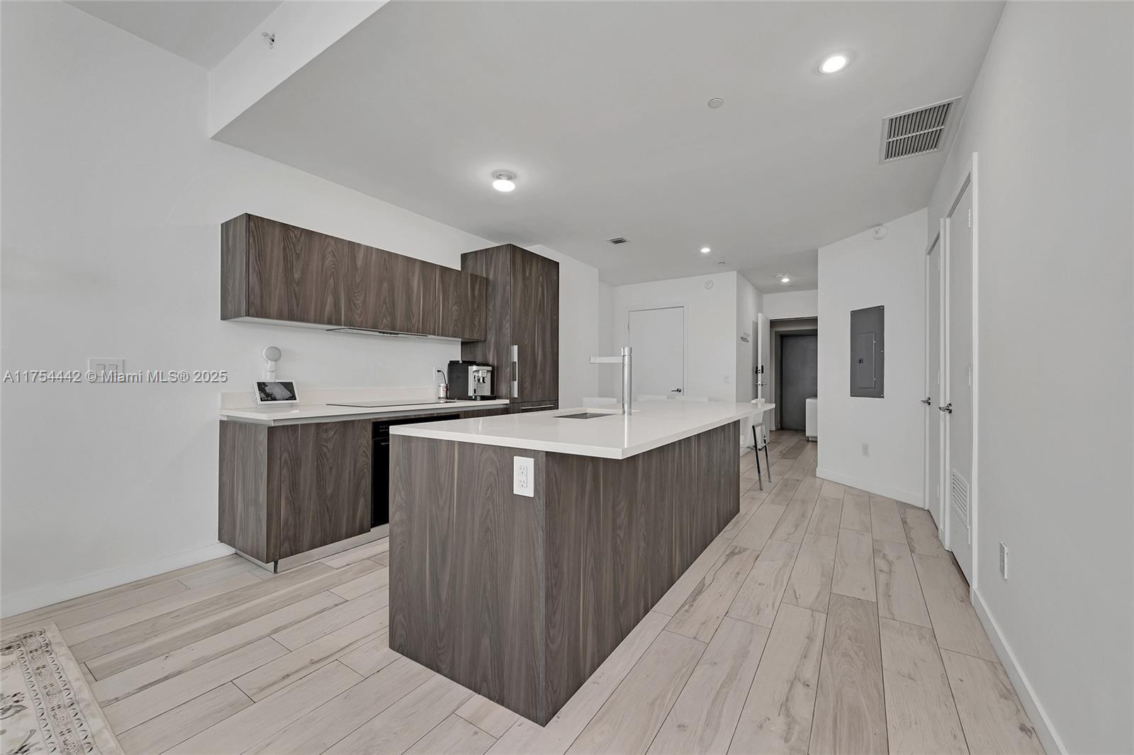 GRAN PARAISO CONDO - Residential
