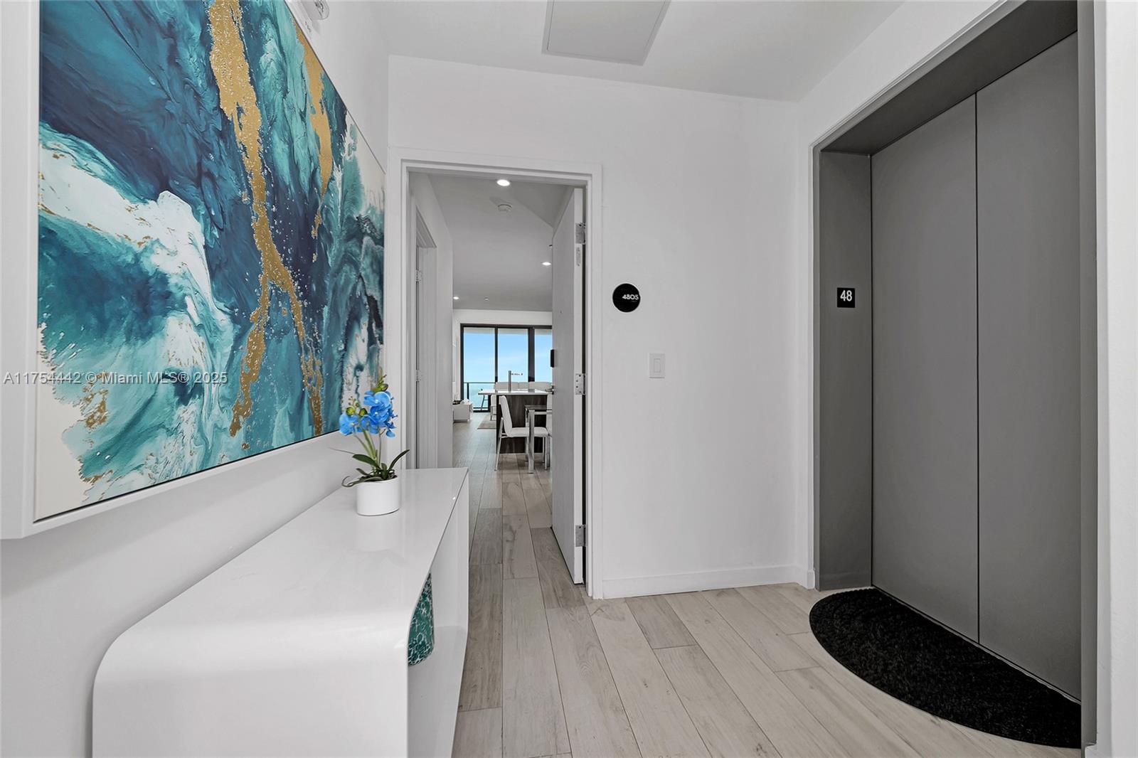 GRAN PARAISO CONDO - Residential