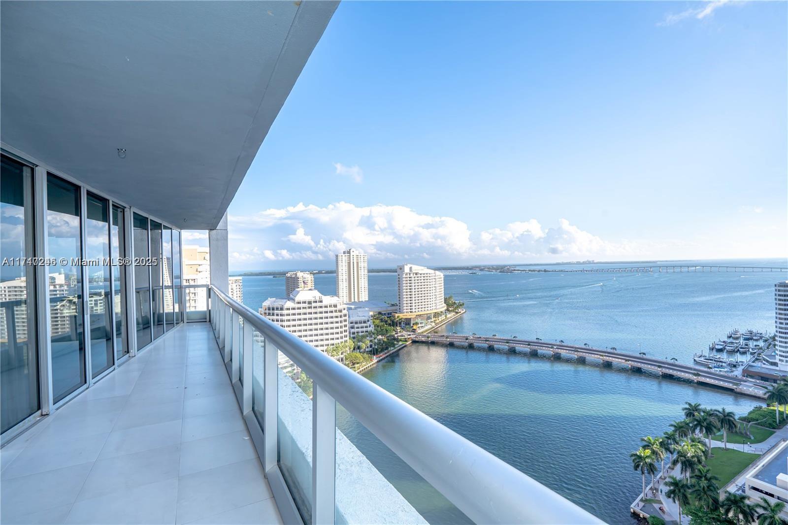 495 Brickell Ave 2301