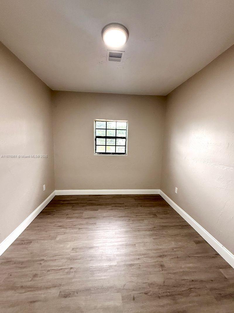 MYRTLE GROVE - Residential