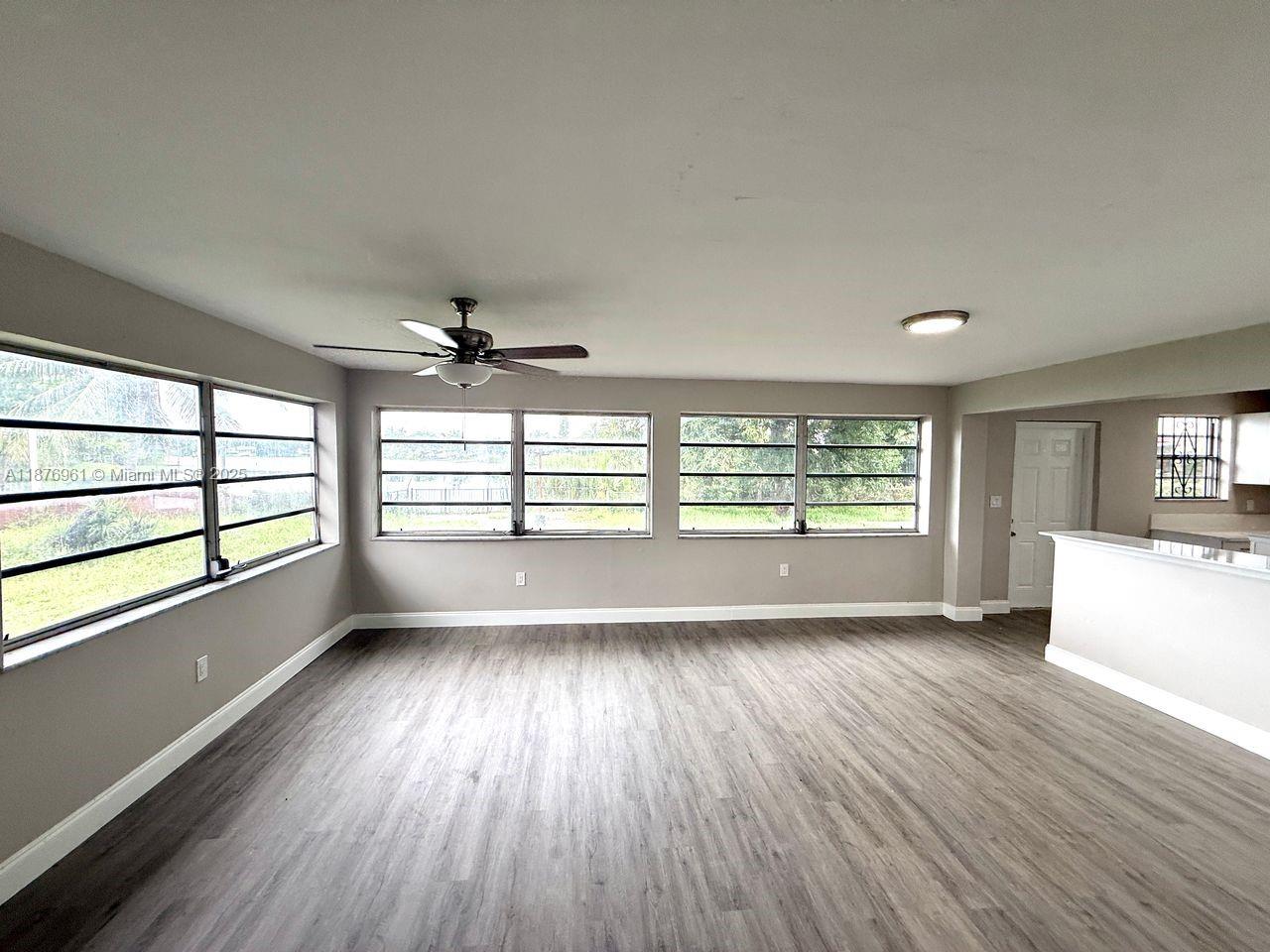 MYRTLE GROVE - Residential