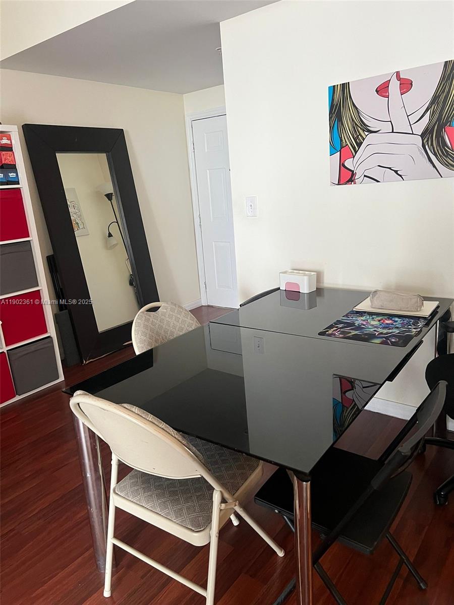 1800 BISCAYNE PLAZA CONDO - Residential