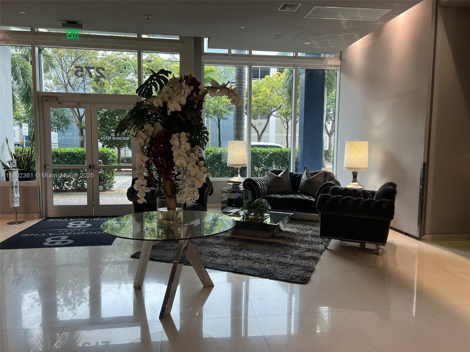 1800 BISCAYNE PLAZA CONDO - Residential
