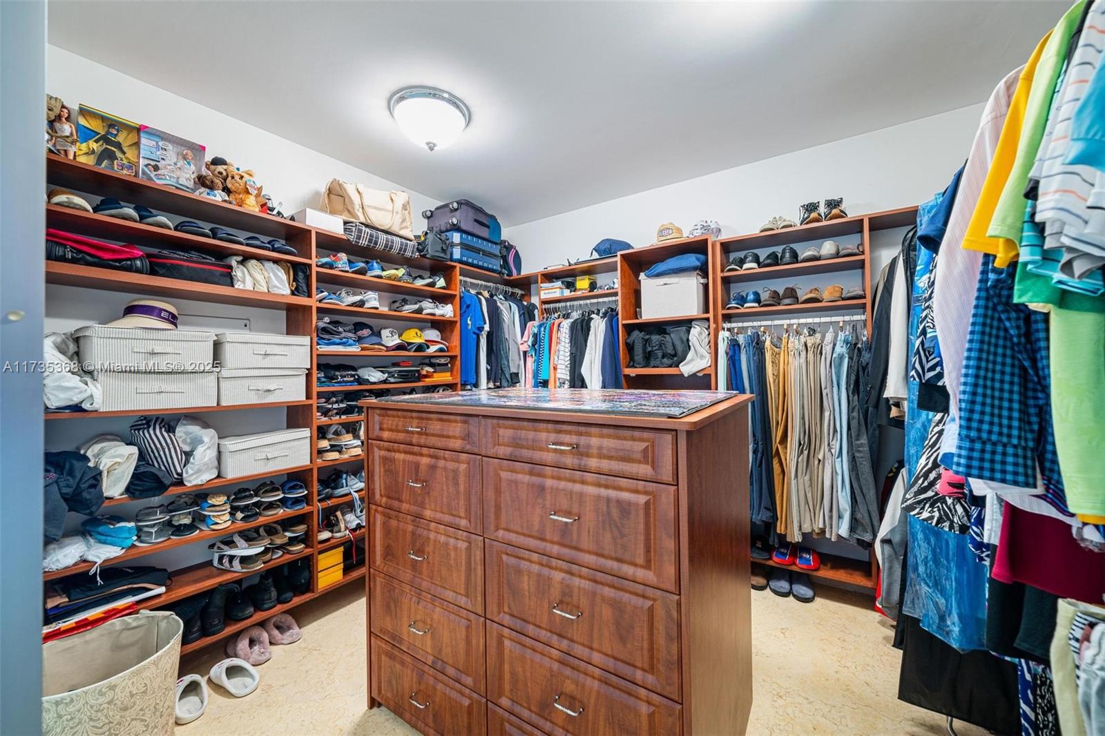 OCEAN PALMS CONDO - Residential