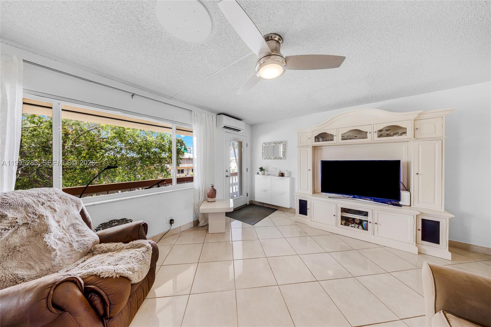 1015 SW 11th Ave 15K