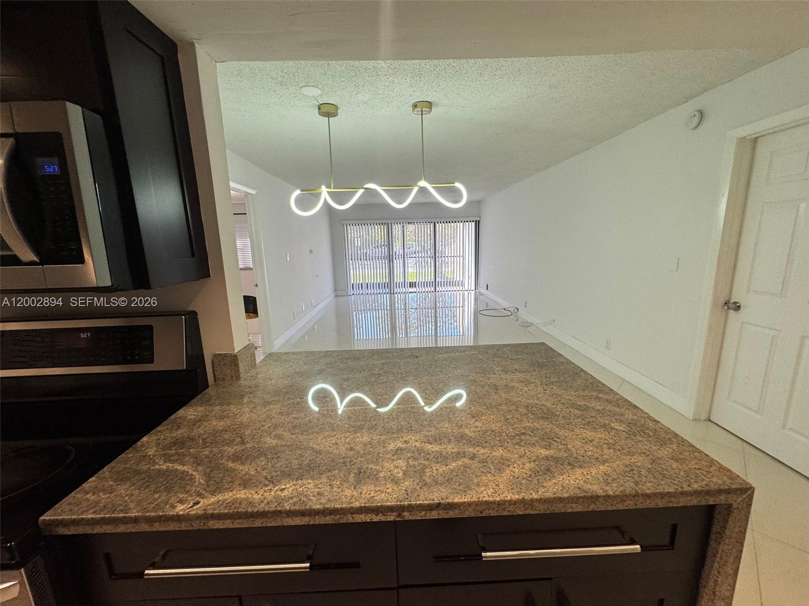 BUILDING TEN OF RACQUET C - Residential