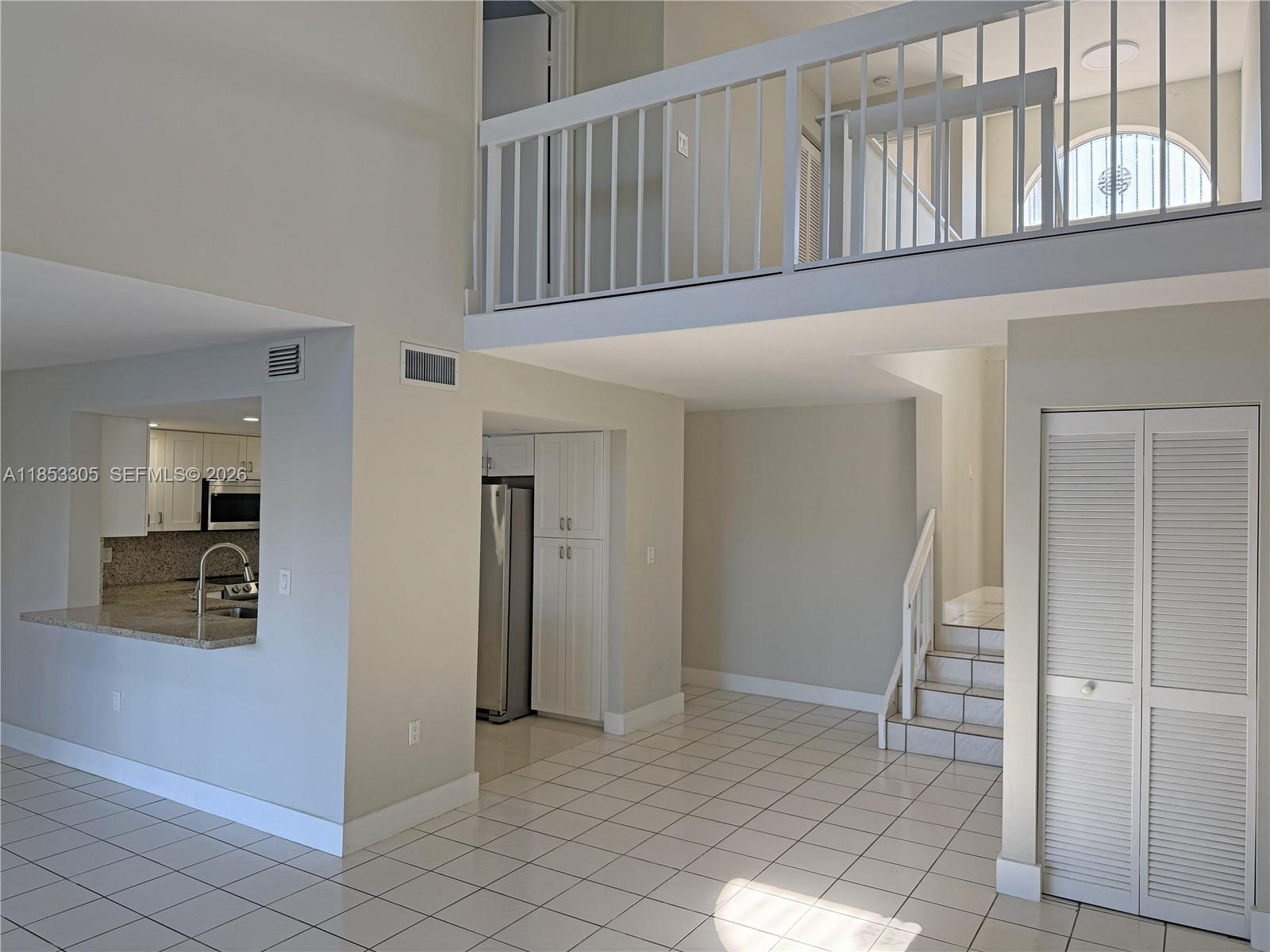 VILLA VENEZIA CONDO PH VI - Residential