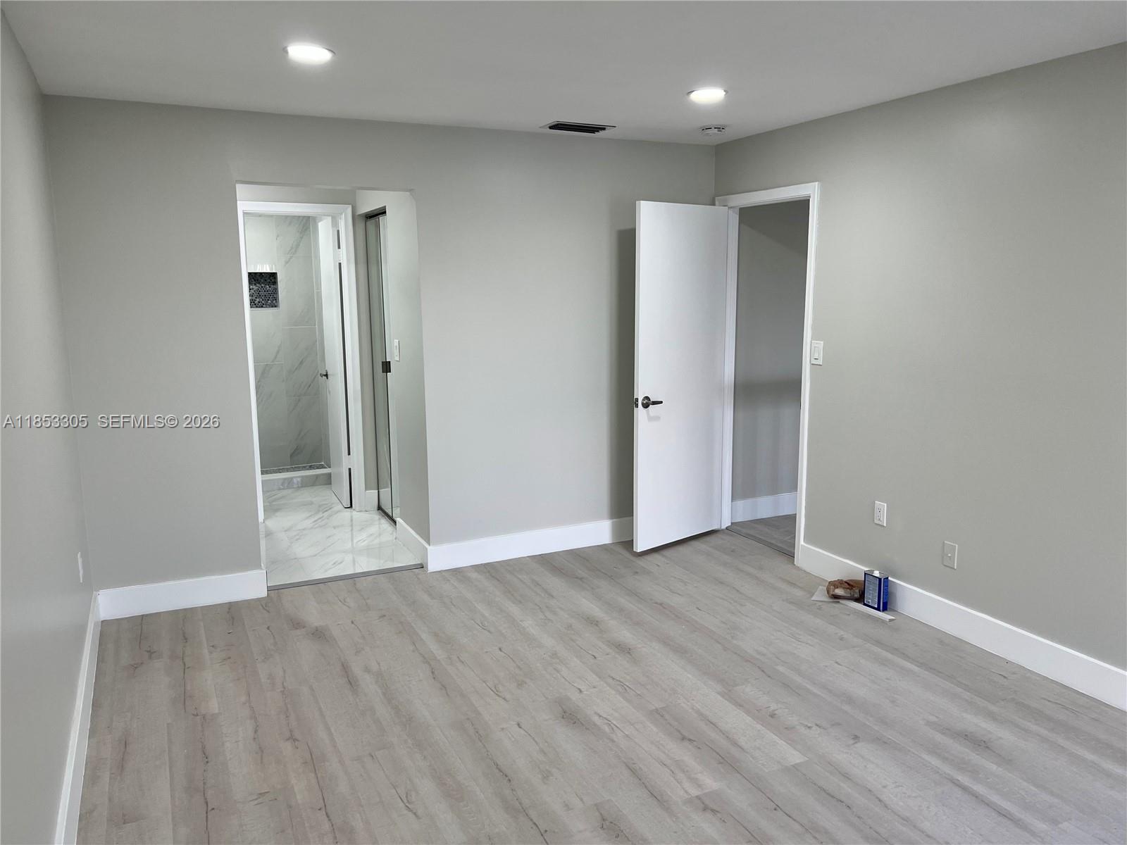 VILLA VENEZIA CONDO PH VI - Residential