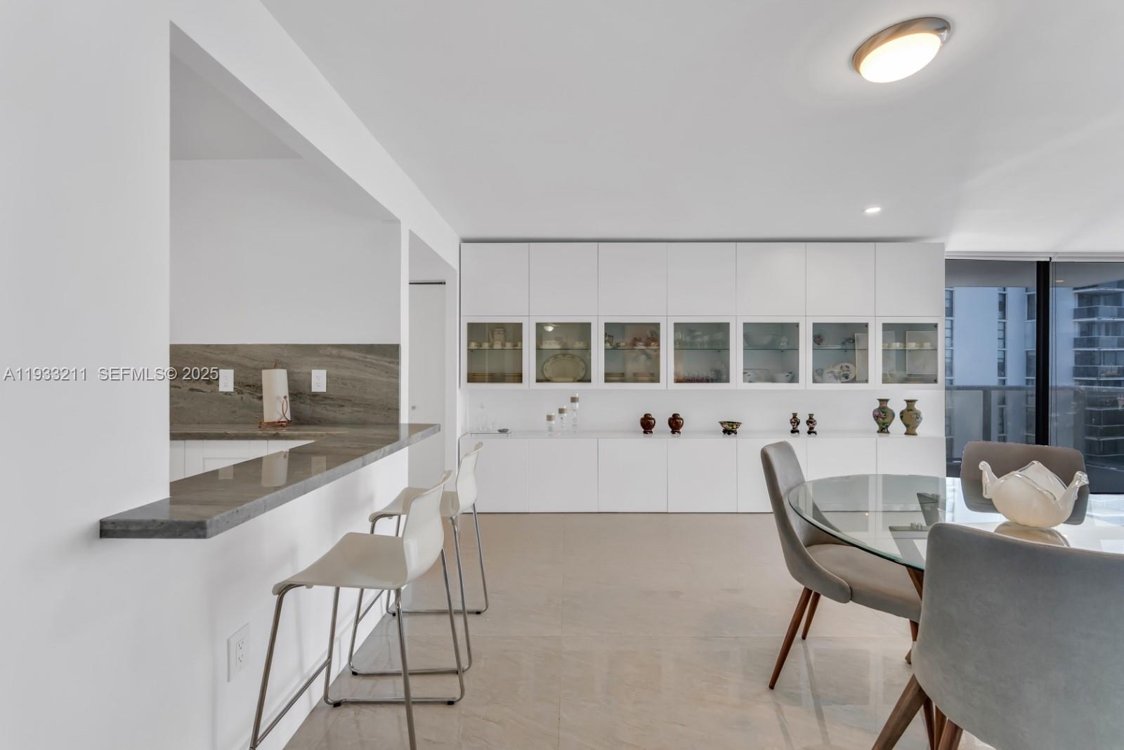 FLAMENCO CONDO TOWER I - Residential