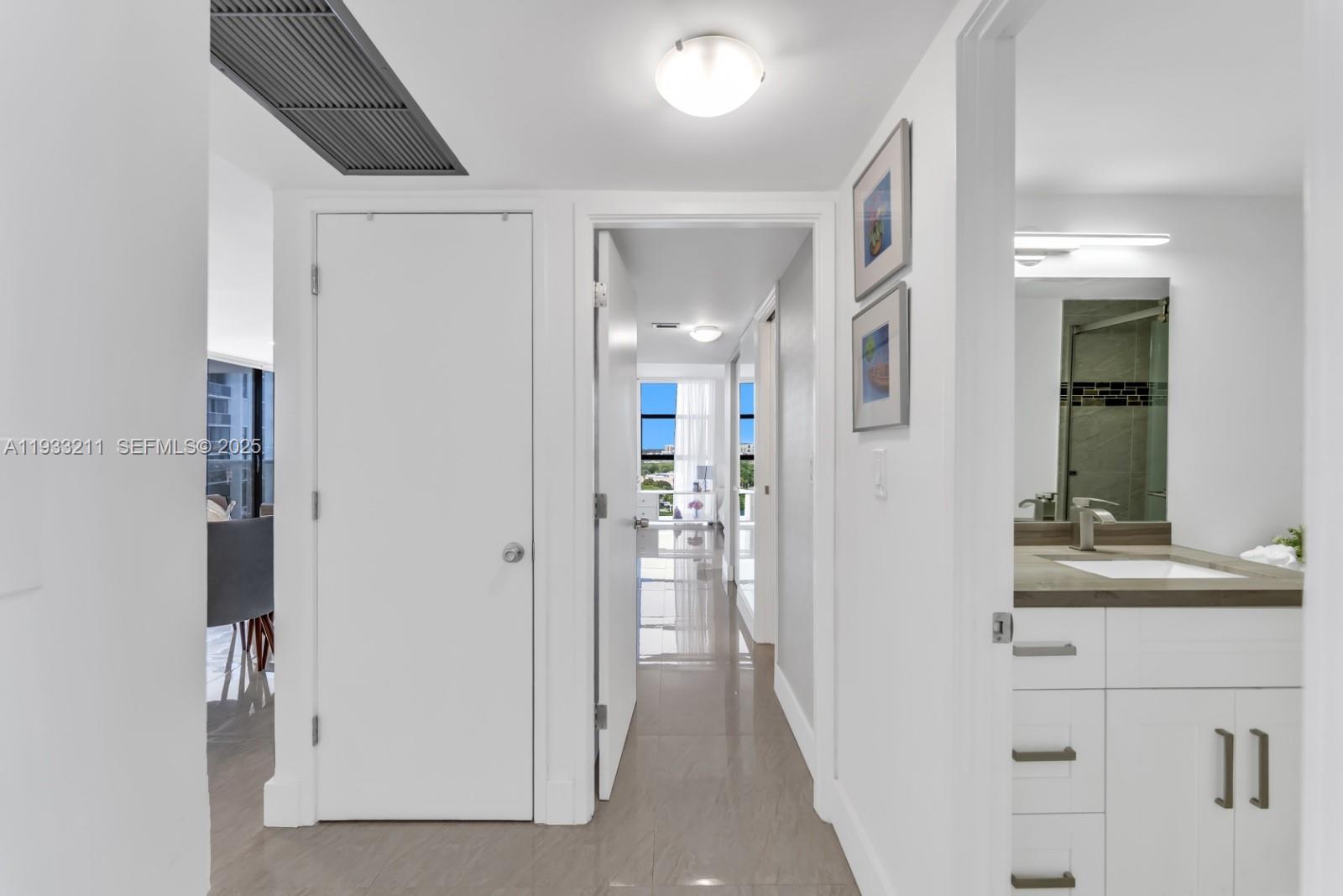 FLAMENCO CONDO TOWER I - Residential