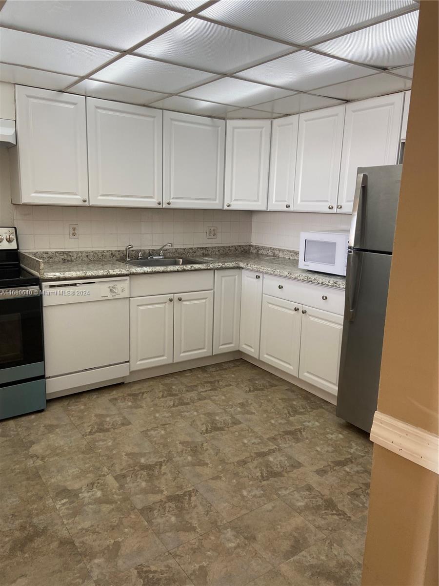 Property for Sale at Address Not Disclosed, North Miami, Miami-Dade County, Florida - Bedrooms: 2 
Bathrooms: 2  - $219,000