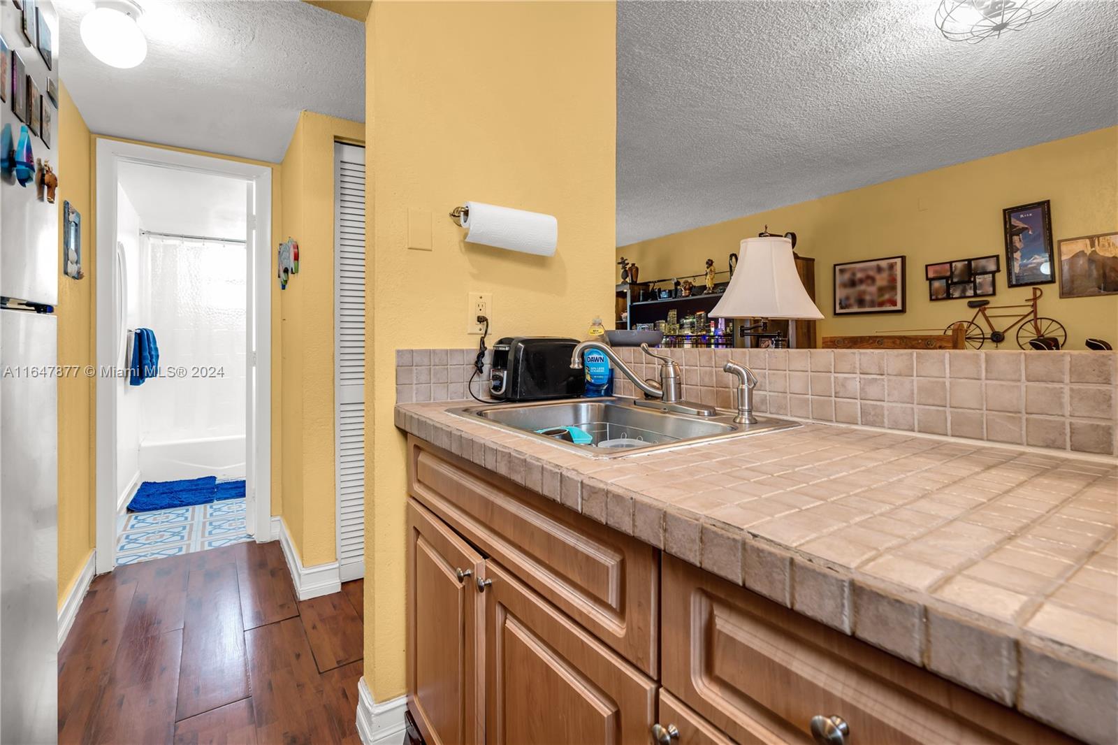 VILLA NAVARRA CONDO - Residential